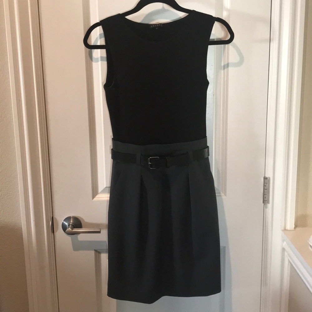 Theory belted dress with pockets!